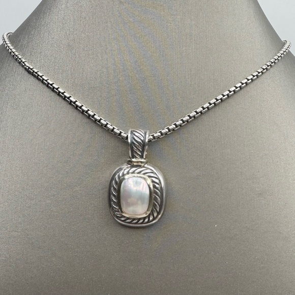 David Yurman Albion Pearl Pendant
Enhancer With Gold - Picture 2 of 8